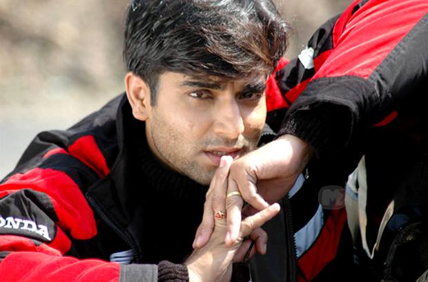 Santosh Juvekar Marathi Actor Biography