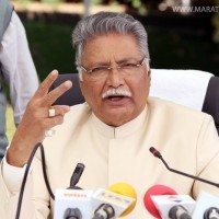 Marathi Actor Vikram Gokhale - Dusari Goshta Still Photos