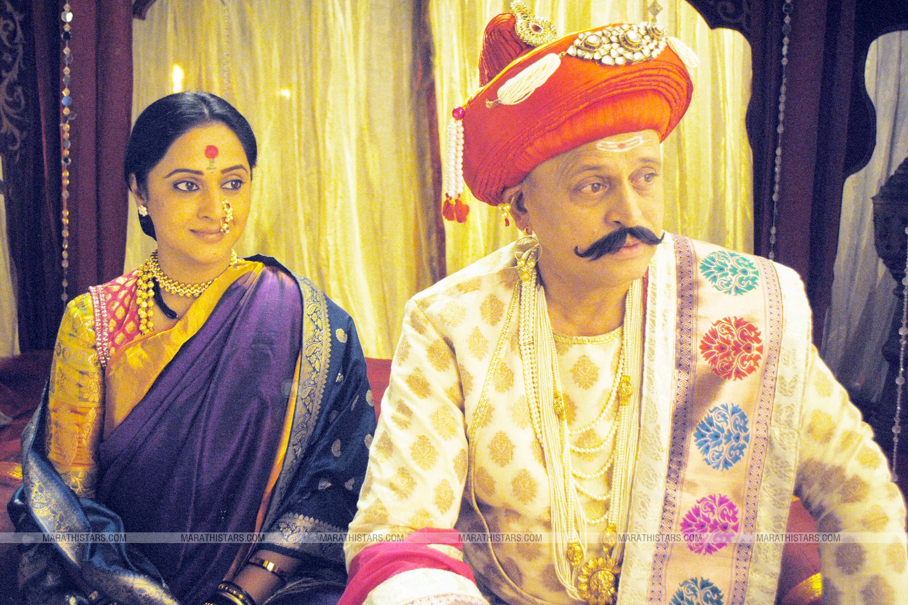 Mrunal Kulkarni & Ravindra Mankani - Rama Madhav Stills