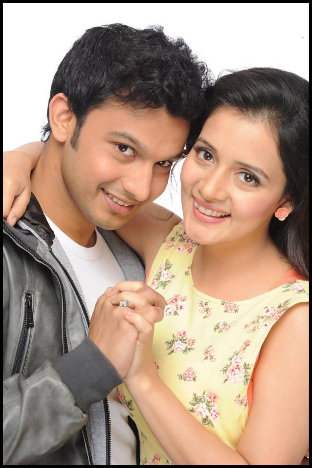 Adinath Kothare & Sulagna Panigrahi - Ishq Wala Love Marathi Movie