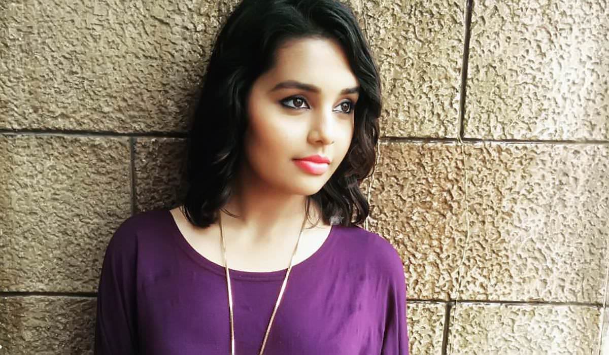 Shivani Rangole Marathi Actress, Bun Maska Serial Actress Maitreyee Real Name Wiki Biodata Filmography Movies Wallpapers Photos Images Downloads Birthdate