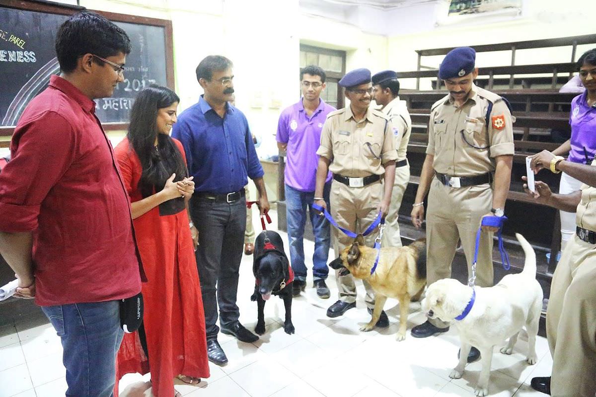 Sai Tamhankar felicitated Service dogs in a college event