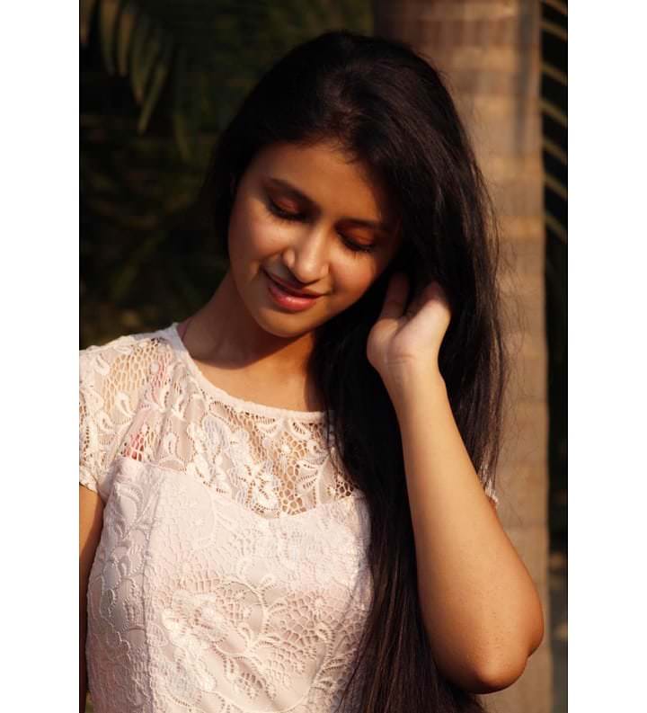 Ritika Shrotri photo