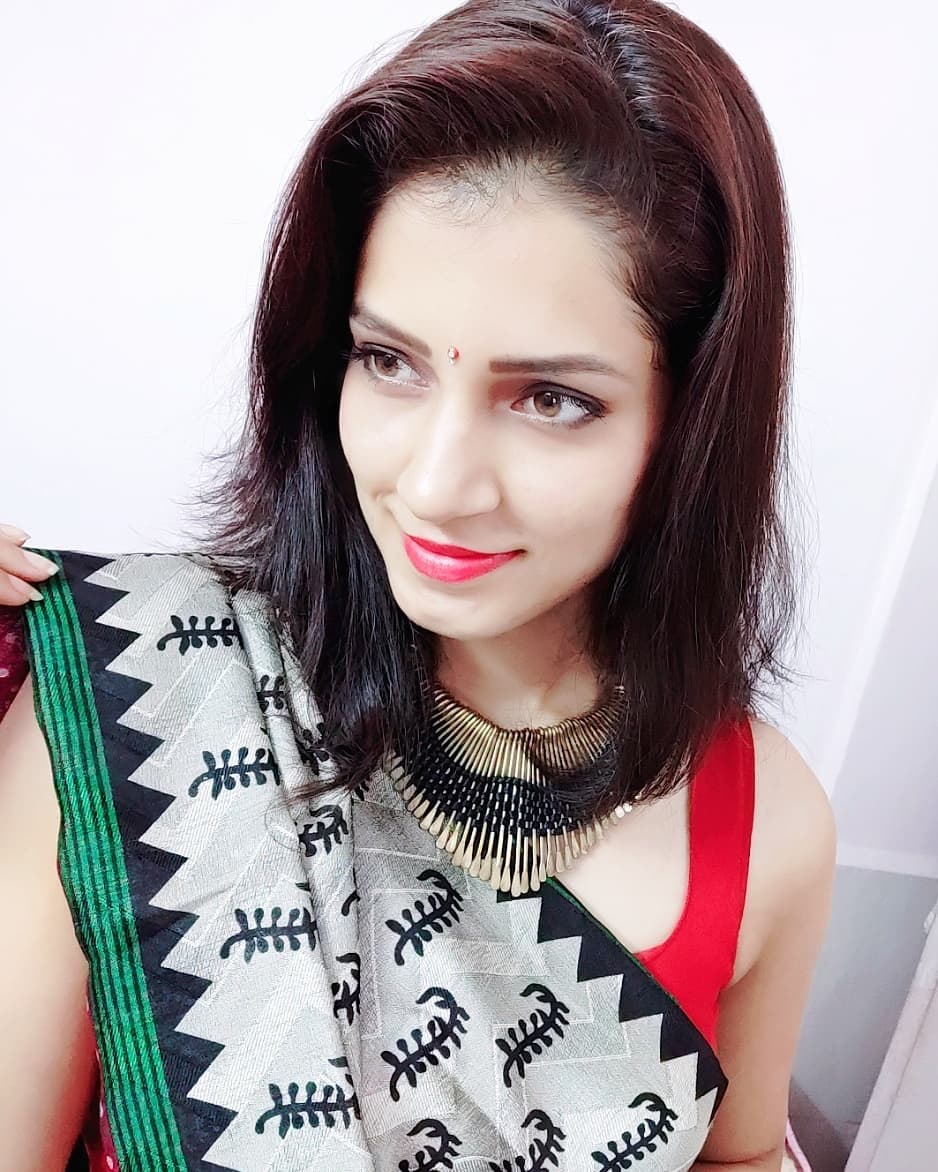 Sarita Mehendale Selfie H