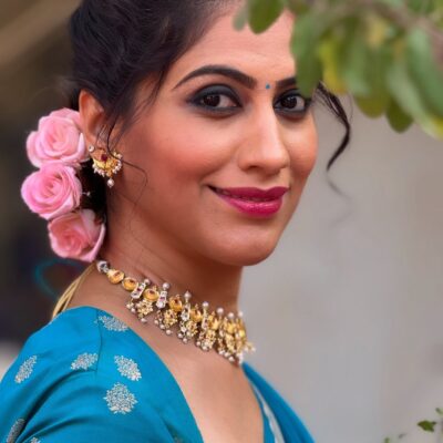 Thod Tuz Ani Thod Manasi Kulkarni