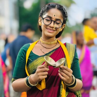 Savalyachi Janu Savali Redkar Prapti