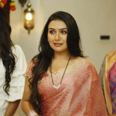 Hukumachi Rani Hi Vaibhavi Chavan