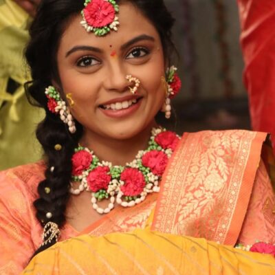 Navi Janmen Mi Shraddha Nalinde